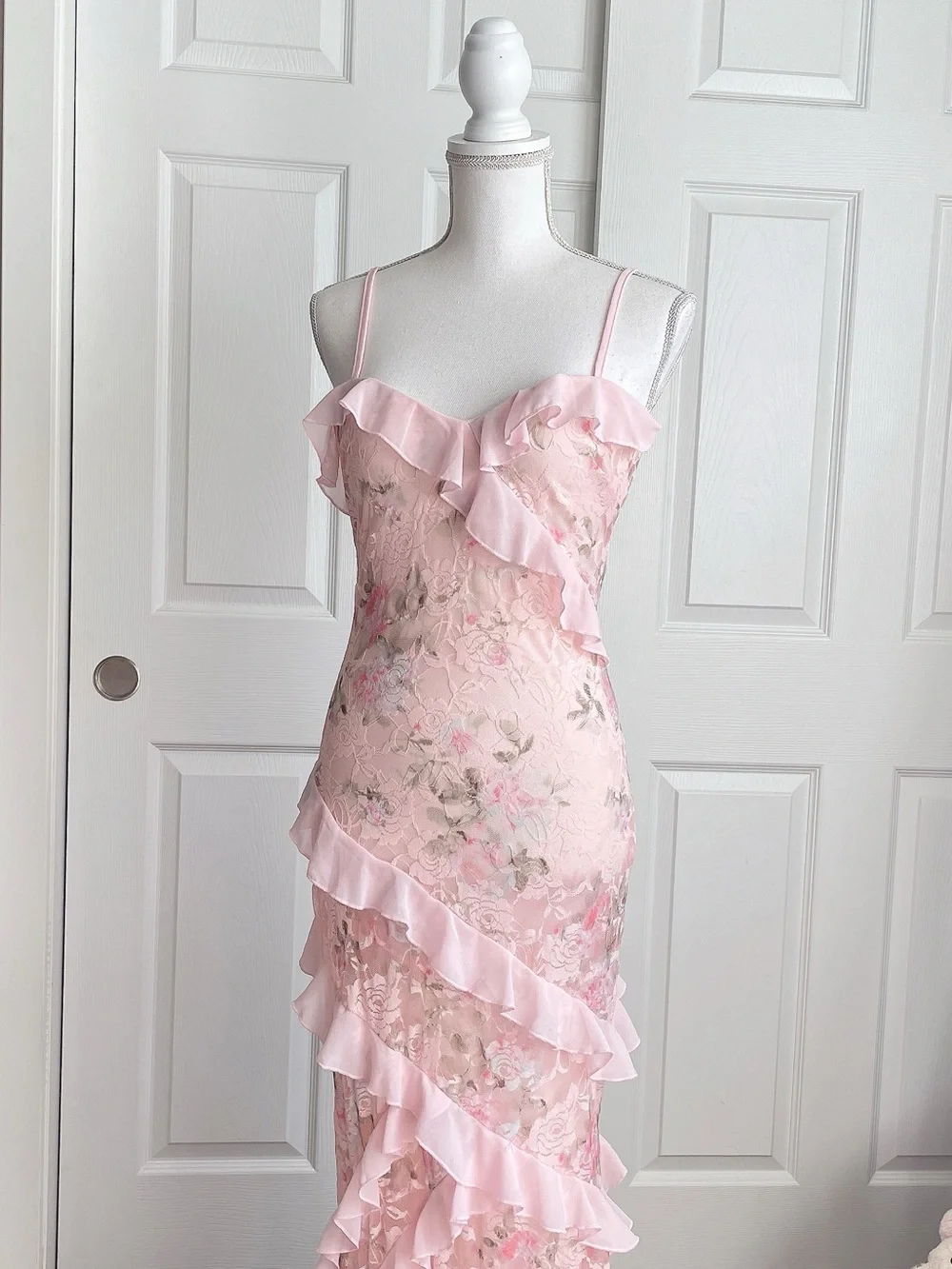 Cider pink ruffle floral lace maxi dress - Picture 5 of 8